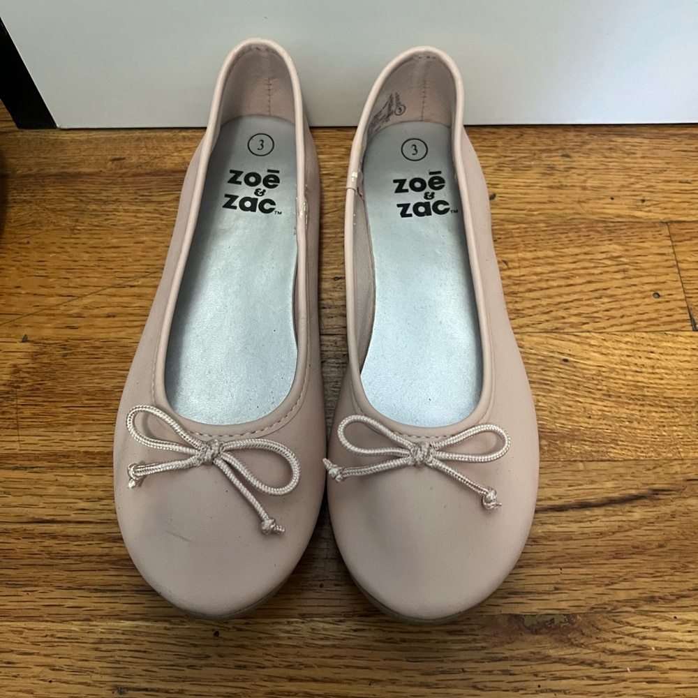 Pink flats